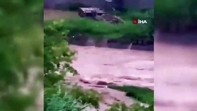 yerel yonetim -  - Pakistan’da şiddetli yağış sele neden oldu Videosu