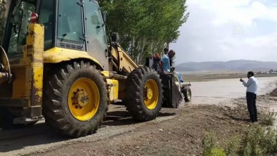 VAN - Özalp'te sel nedeniyle tarım arazileri zarar gördü
