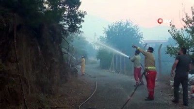 is makinasi -  Adana’daki orman yangınında evler alevlere teslim oldu Videosu