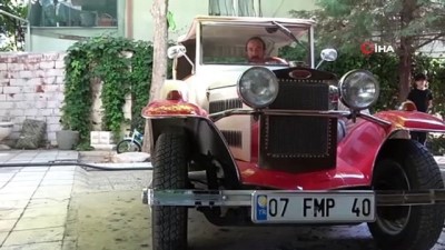 ulfet -  92 yaşındaki klasik aracına gözü gibi bakıyor Videosu