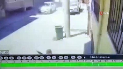 silahli catisma -  Gasp etmeye çalıştığı kişiye sokak ortasında kurşun yağdırdı Videosu