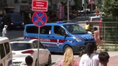 silahli teror orgutu -  İtalya'ya kaçmaya çalışırken yakalanan 4 FETÖ şüphelisi adliyede Videosu