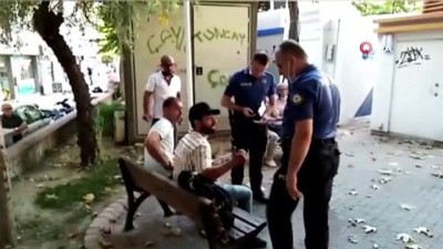 yangina mudahale -  Yaktığı evini bankta oturup izledi Videosu