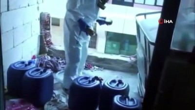 kimyasal madde -  Uyuşturucu üretiminde kullanılan 3 ton ham madde ele geçirildi Videosu