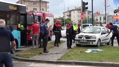 hastane -  Cenazeye giderken kaza yaptılar: 3 yaralı Videosu