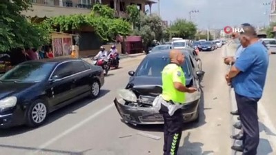 zincirleme kaza -  Hatay'da zincirleme trafik kazası: 4 otomobil birbirine girdi, 1 kişi yaralandı Videosu