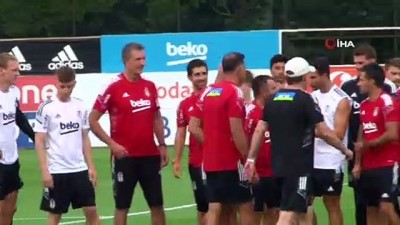 milli takim - Beşiktaş sahaya indi Videosu