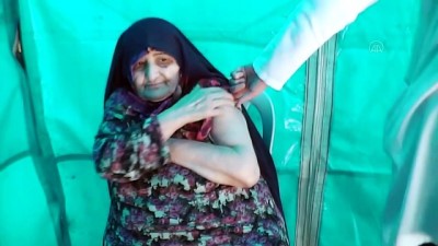 TOKAT - Turhal'da Kovid-19 aşı çadırı kuruldu