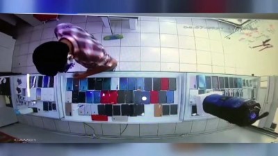 cekim - İSTANBUL - Avcılar'da cep telefonu dükkanındaki hırsızlık anı kameraya yansıdı Videosu