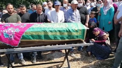 koy mezarligi - TOKAT - Trafik kazasında ölen hamile kadın ile çocuğun cenazeleri toprağa verildi Videosu