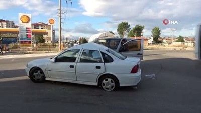 barla -  - Uşak’ta minibüs otomobille çarpıştı; 8 yaralı Videosu