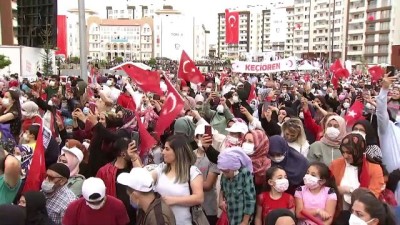 ANKARA - Cumhurbaşkanı Erdoğan: ''Türkiye'nin en büyük konut hamlesinin 1 milyonuncu konutunu teslim etmekten büyük bir memnuniyet duyuyorum''