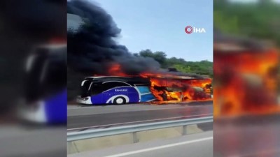 otobus soforu -  Çanakkale’de yolcu otobüsü alev alev yandı Videosu