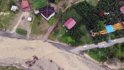 cokme -  Düzce’de 4 ayrı bölgede yollar çöktü Videosu