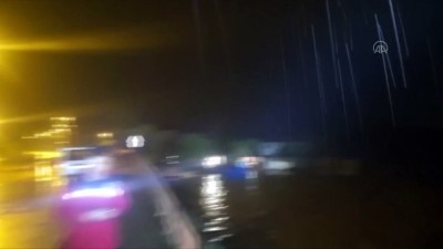 barla - DÜZCE - Derenin taşması nedeniyle yol çöktü (2) Videosu