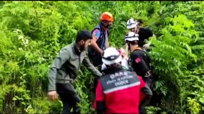 hasar tespit - DÜZCE - Derenin taşması sonucu mahsur kalan 47 kişi kurtarıldı Videosu