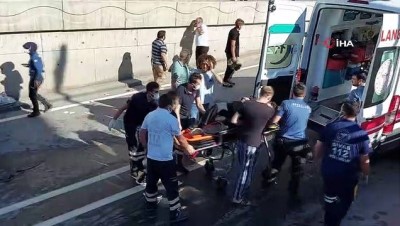 jeep -  Hayvan ambulansı ile jeep kafa kafaya çarpıştı: 4 yaralı Videosu