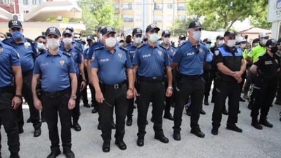 polis teskilati - KONYA - Emekliye ayrılan Konya Emniyet Müdürü Mustafa Aydın, çalışma arkadaşlarına veda etti Videosu