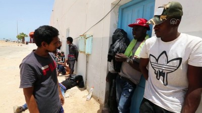 karantina - TUNUS - Tunus açıklarında 47 düzensiz göçmen kurtarıldı Videosu