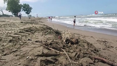 siddetli ruzgar -  Sağanak yağış ve şiddetli rüzgar Karasu sahilini de etkiledi Videosu