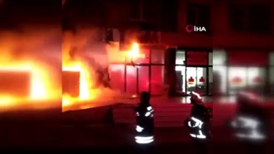  Sivas'ta bir market alev alev böyle yandı