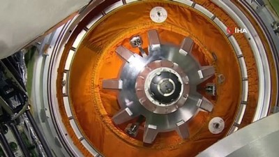 laboratuvar -  - Rus kozmonotlar, Nauka modülünün içinden yeni görüntüler paylaştı Videosu