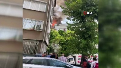 cati yangini -  Fatih’te korkutan çatı yangını Videosu