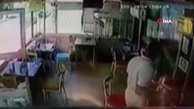 hirsiz -  Lokantaya girip kasadan para çaldı, güvenlik kameralarına yakalandı Videosu