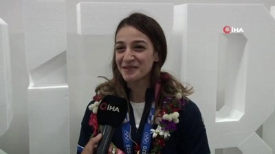 olimpiyat -  Buse Naz Çakıroğlu: “Bundan sonra çift altın madalya olacak” Videosu