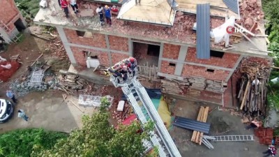 saganak yagis -  Çöken çatı enkazı altında kalan 2. işçi ölü olarak çıkartıldı Videosu