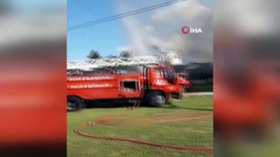 cekim -  Saman yüklü kamyon alev alev yandı Videosu