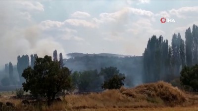 helikopter -  Uşak'ta çıkan yangına havadan müdahale ediliyor Videosu