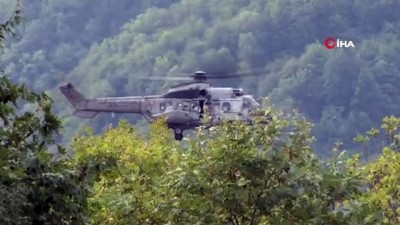 sel -  Binalarında mahsur kalan selzedeler helikopterlerle kurtarılıyor Videosu