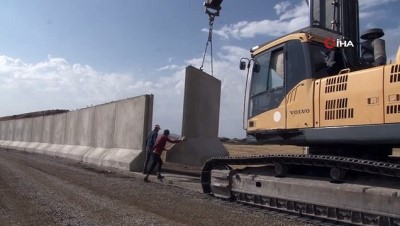 sinir guvenligi -  Göçmen baskısına karşı İran sınırında güvenlik üst seviyeye çıkarıldı Videosu