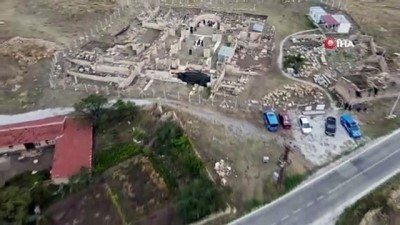 erimli -  - Amorium Antik Kenti kazısında Selçuklu ve beylik dönemi kalıntılarına ulaşıldı Videosu