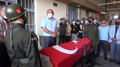 askeri toren -  Kalp krizi sonucu hayatını kaybeden asker son yolculuğuna uğurlandı Videosu