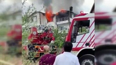  Yabancı uyruklu şahısların evi alev alev yandı