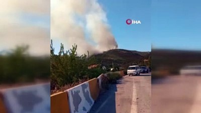 ormanlik alanda yangin -  İzmir'de iki ayrı bölgede orman yangını: Havadan ve karadan müdahale başladı Videosu