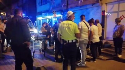 polis -  Motosikletli kurye yayaya çarptı: 2 yaralı Videosu