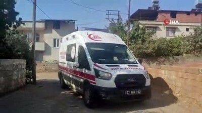 olay yeri inceleme -  Eski sağlık çalışanı kadın evinde ölü bulundu Videosu
