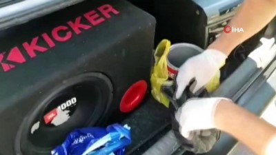 uyusturucu -  Otomobilin bagajında 317,33 gram metamfetamin yakalandı Videosu