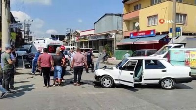 trafik kazasi -  Sanayide iki otomobil çarpıştı: 1 yaralı Videosu