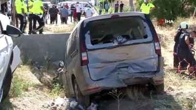 trafik kazasi -  Başkent'te zincirleme trafik kazası: 1 ölü, 6 yaralı Videosu