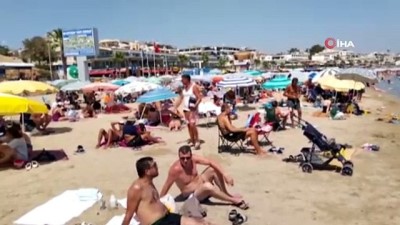 turist -  Artan korona virüs vakalarına rağmen Altınkum Plajı tıklım tıklım Videosu