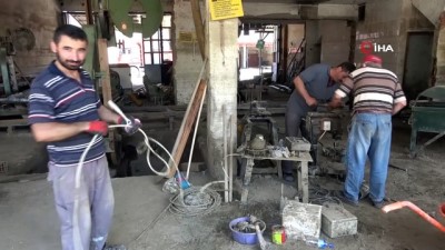 sel felaketi -  Ayancık sanayide felaketin boyutu ortaya çıktı: Selde hasar gören 56 iş yeri yıkılıyor Videosu