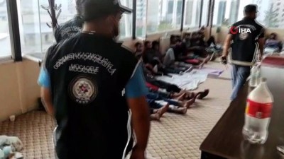 ipekyolu -  Otelde 16 düzensiz göçmen yakalandı Videosu