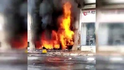 yangin -  Fatih’teki 4 katlı binanın bodrum katı alev alev yandı Videosu