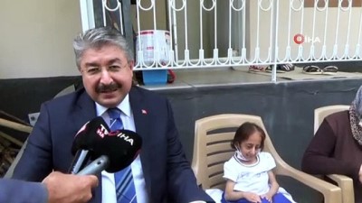  İHA'nın haberi ses getirdi...Osmaniye Valisi, Türkiye'nin en kısa boylu kadınının yol isteğini yerine getirdi Videosu