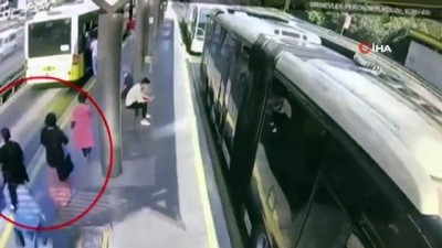 metrobus duraklari -  Metrobüste yankesicilik yapan 3 kadın kamerada Videosu