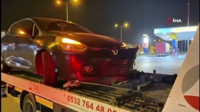 trol -  İnegöl'de iki otomobil çarpıştı: 1'i ağır 2 yaralı Videosu